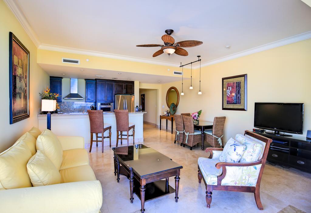 Windsong On The Reef Hotel Grace Bay Exterior foto