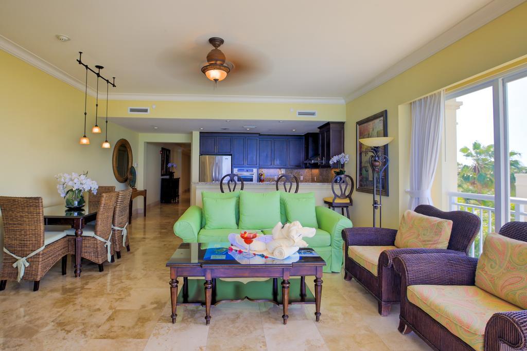 Windsong On The Reef Hotel Grace Bay Exterior foto