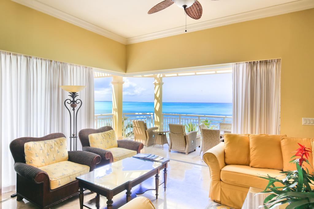Windsong On The Reef Hotel Grace Bay Exterior foto